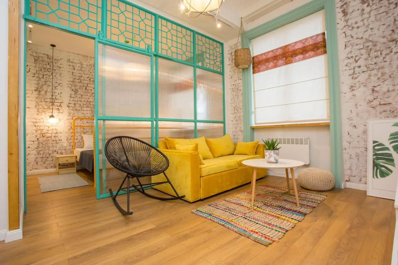 Proper Apartments Stunning & Elegant Apartments In The Heart Of טביליסי גאורגיה