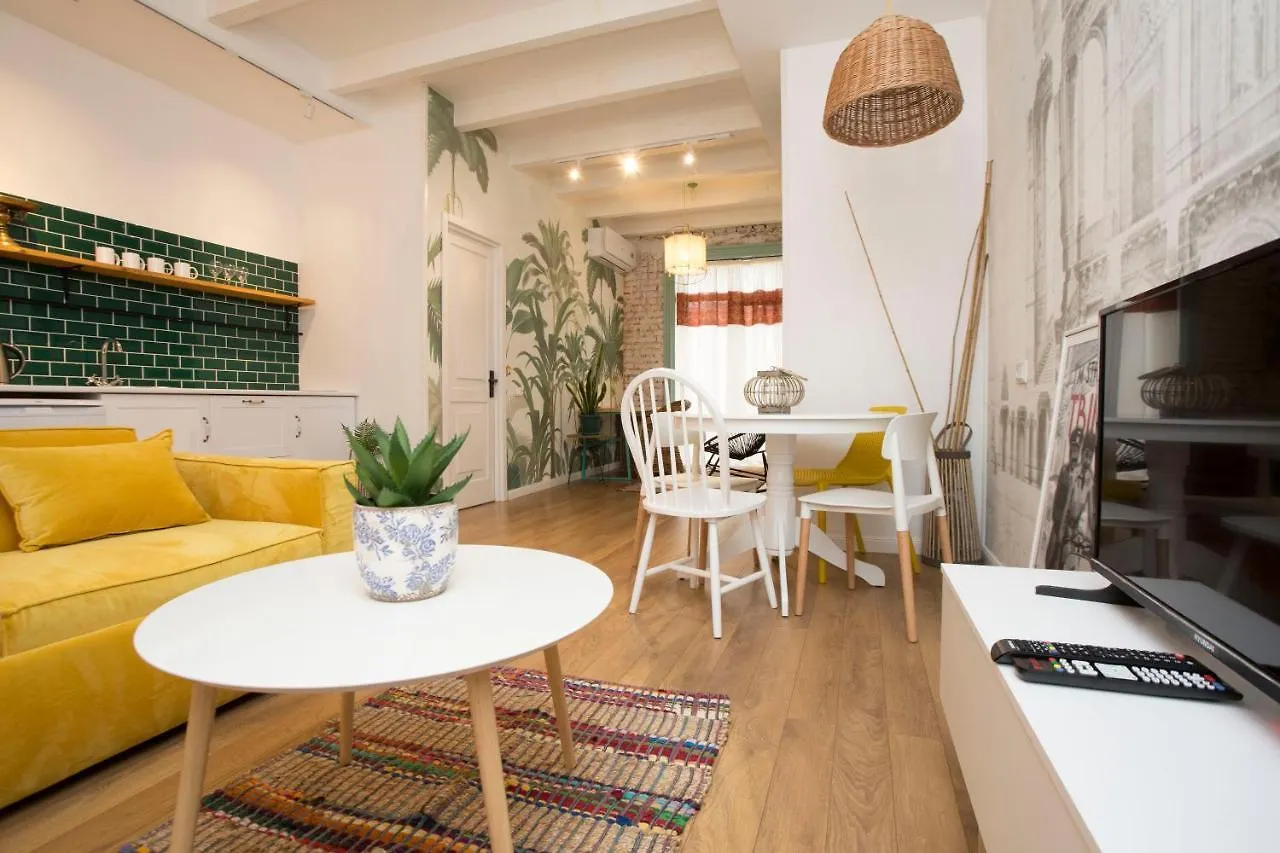 Proper Apartments Stunning & Elegant Apartments In The Heart Of טביליסי 0*,  גאורגיה